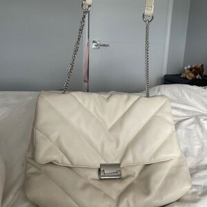 White purse zara